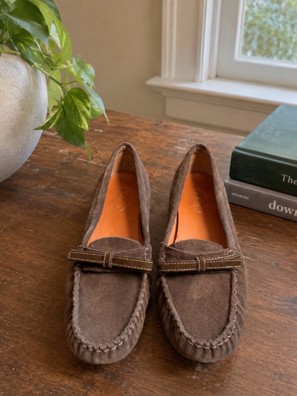 Talbots size 5.5 brown suede loafers